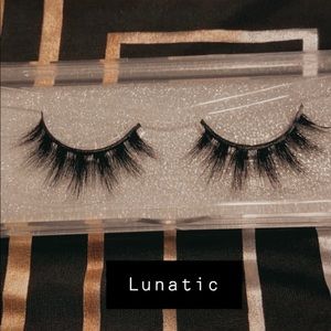 Khayotic Lashes by Kelz